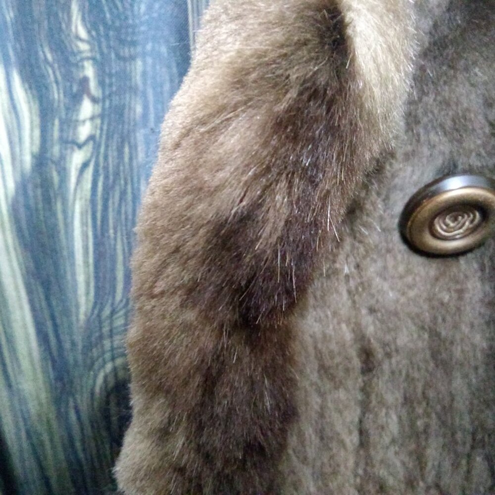 Brown Sheared Raccoon Knee Length Real Fur Swing Coat 32" Long Size 8/10 Medium - Picture 13 of 14